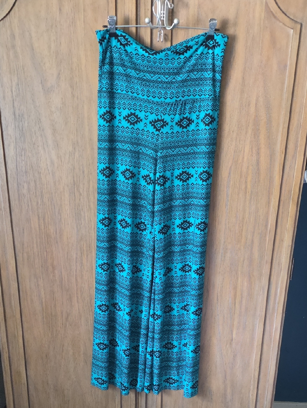 Jody Flowy Pants, Size L, New With Tags